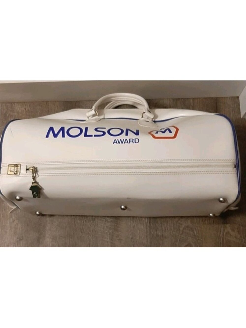 Vtg RARE 80's Molson Vinyl International Travelware Gym Sports Duffle Bag Lock - Picture 3 of 16